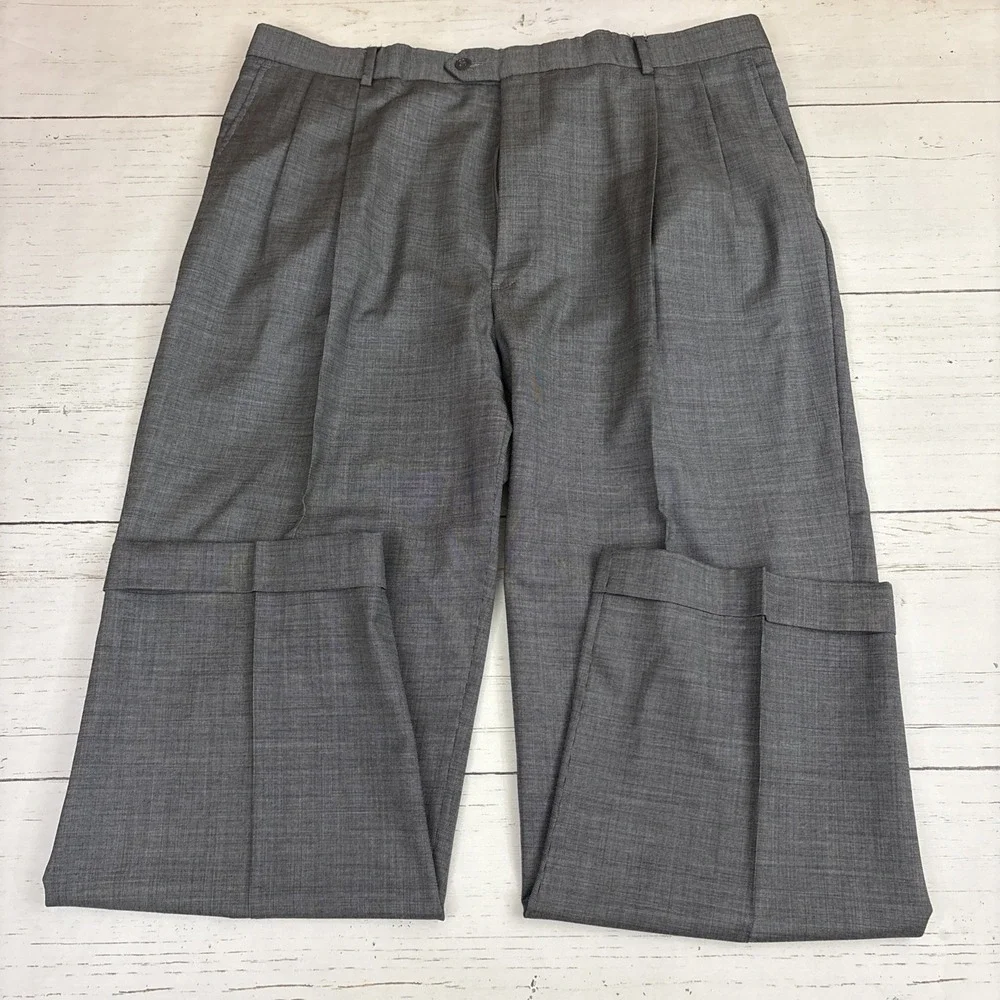 Hart Schaffner Marx Suit Gray Solid 46L 40W 30I